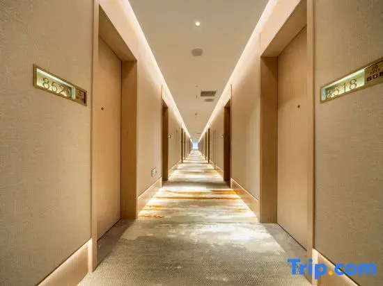 Hua Yue Li Zhi Hotel