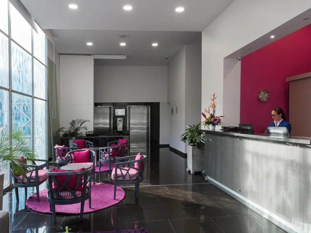 Hotel bh El Poblado