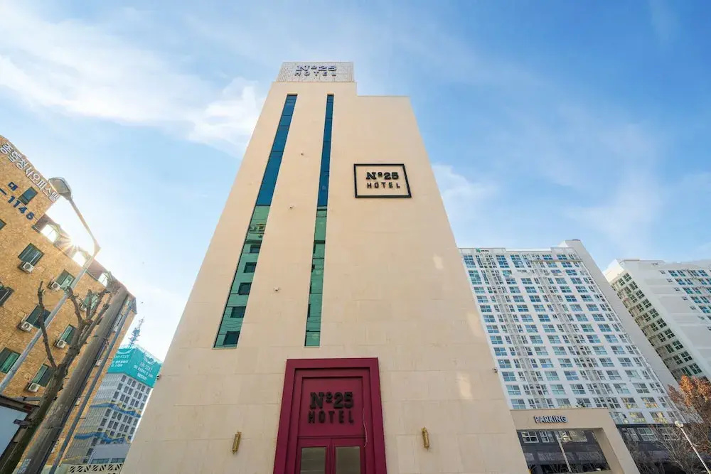 No.25 Hotel