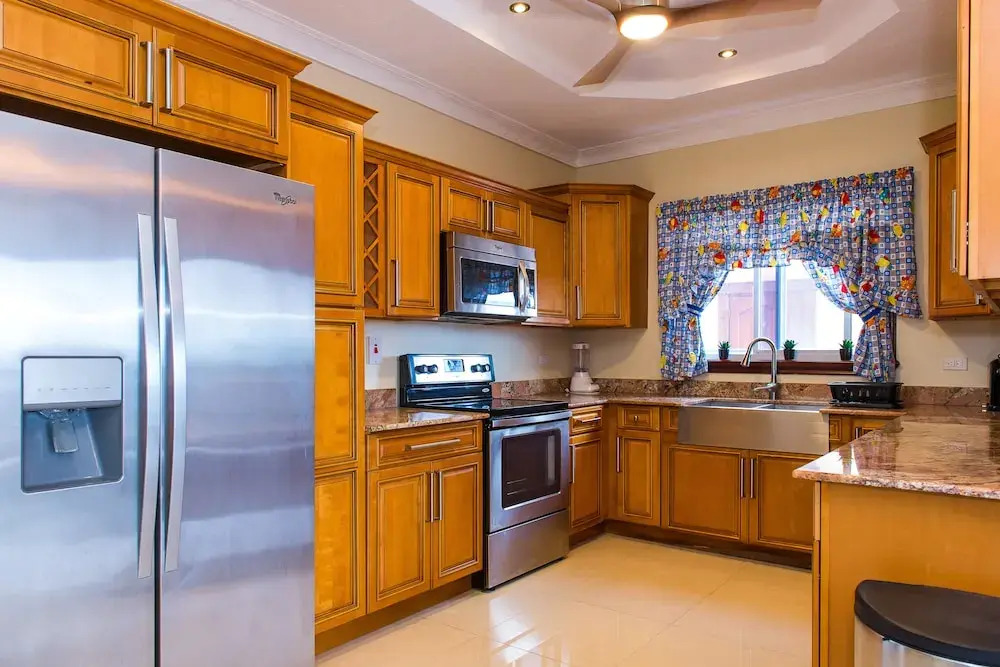 Kingston Luxury Family Retreat