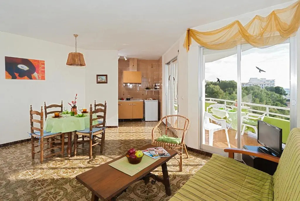 Apartamentos Casa Blanca