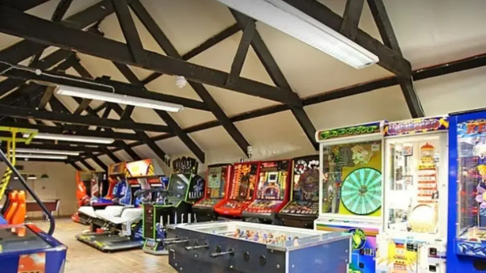 Surfs Up! Perfect base for holidays or work in Cornwall