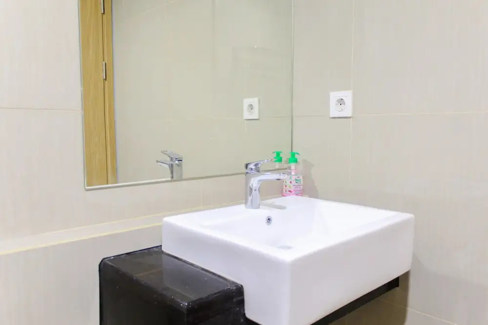 Japanese Cozy Style Studio At Bintaro Embarcadero Apartment