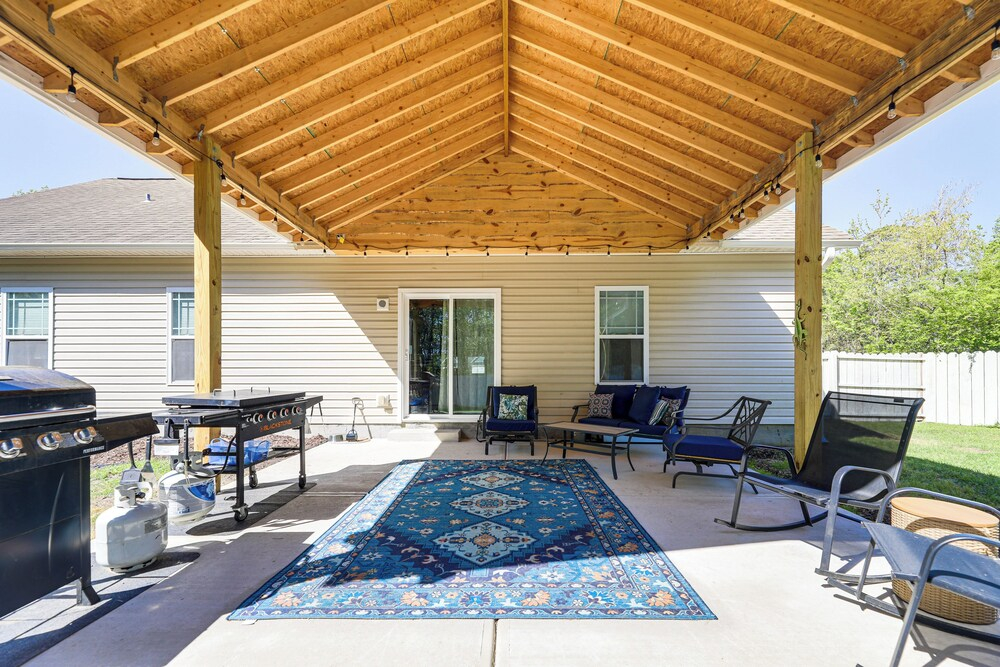 Sneads Ferry Home: Close to Beaches & Boat Ramp!