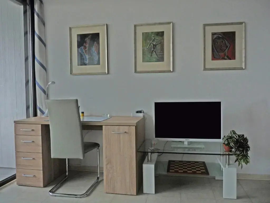 Ferienwohnung-Wiesbaden-Top3 (Adults Only)