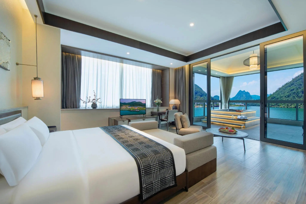 LN Dongfang Hot Spring Resort
