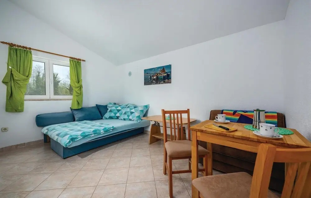 Awesome Home In Svlovrec With Swimming Pool