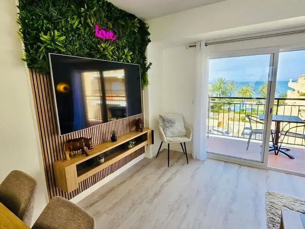 Sea Views Apartments