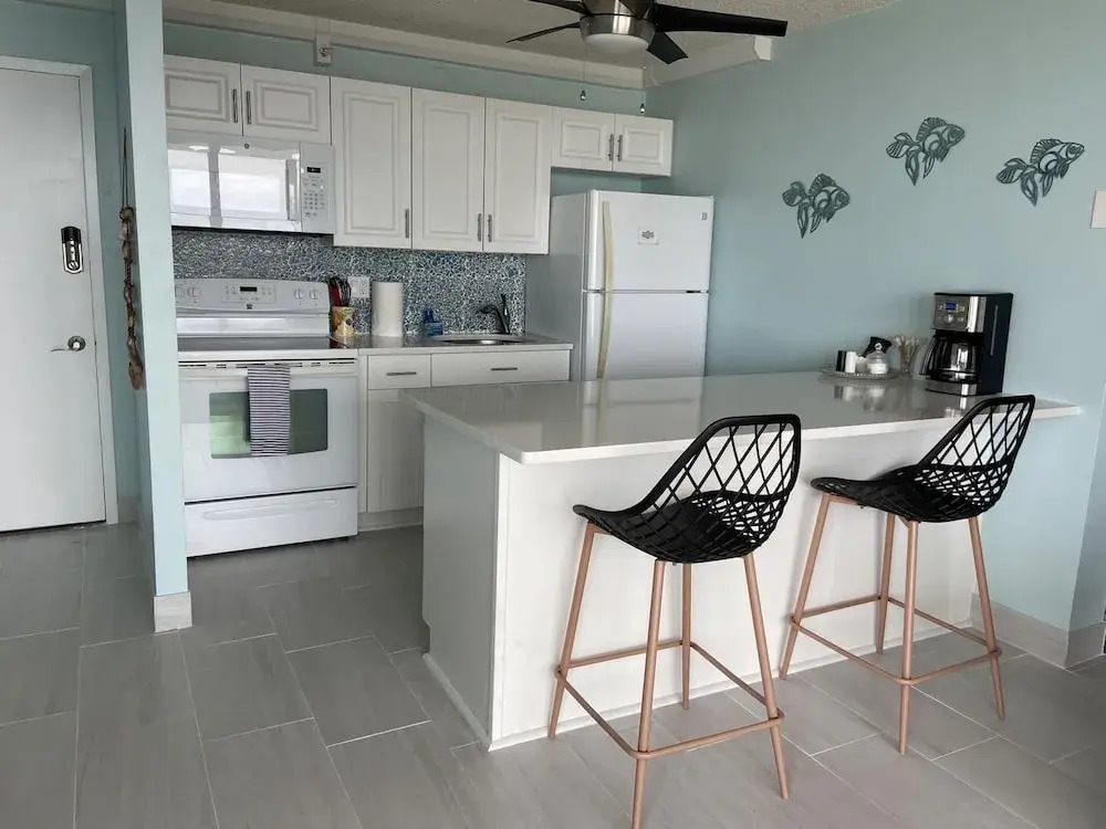 Crescent View in Fort Myers Beach