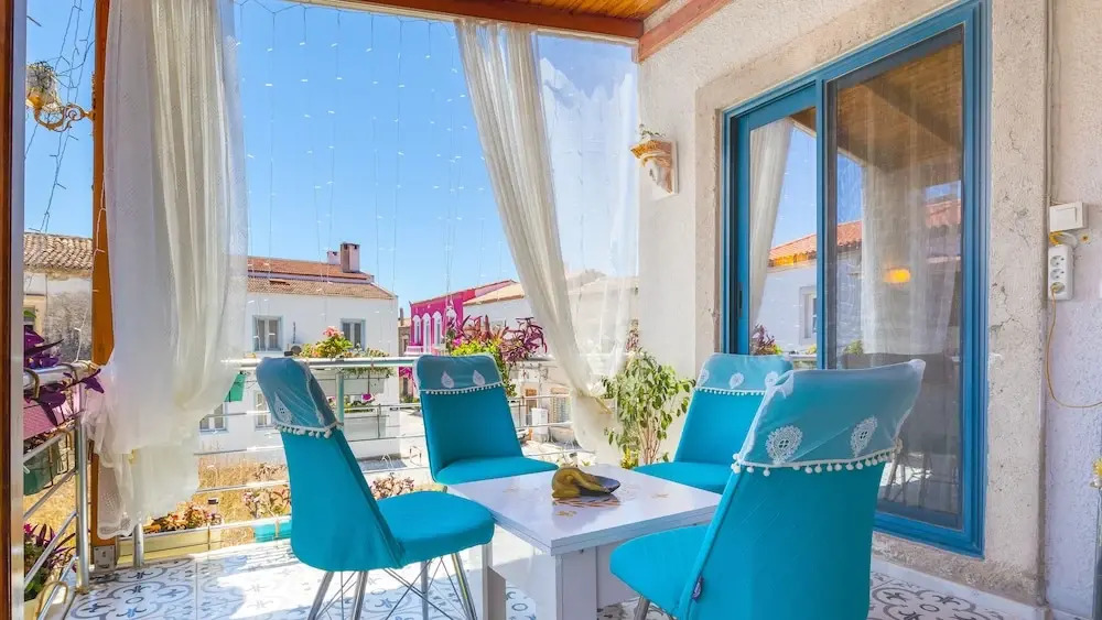 Lamur Hotel