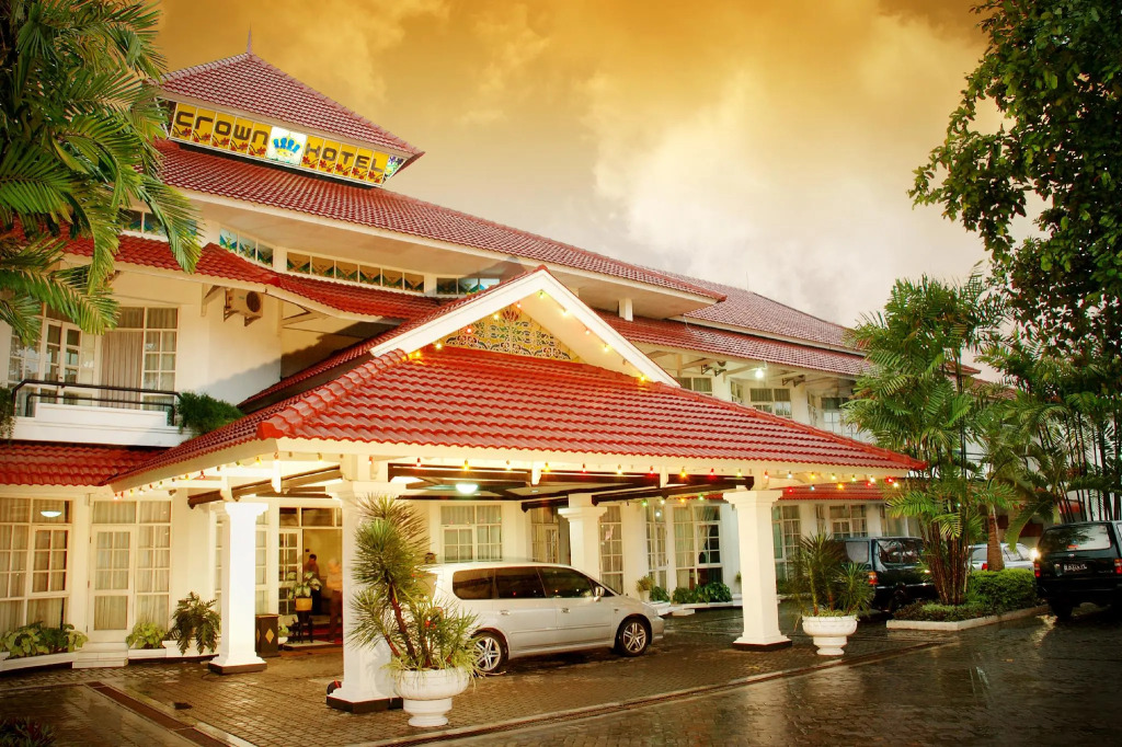 Mahkota Graha Hotel