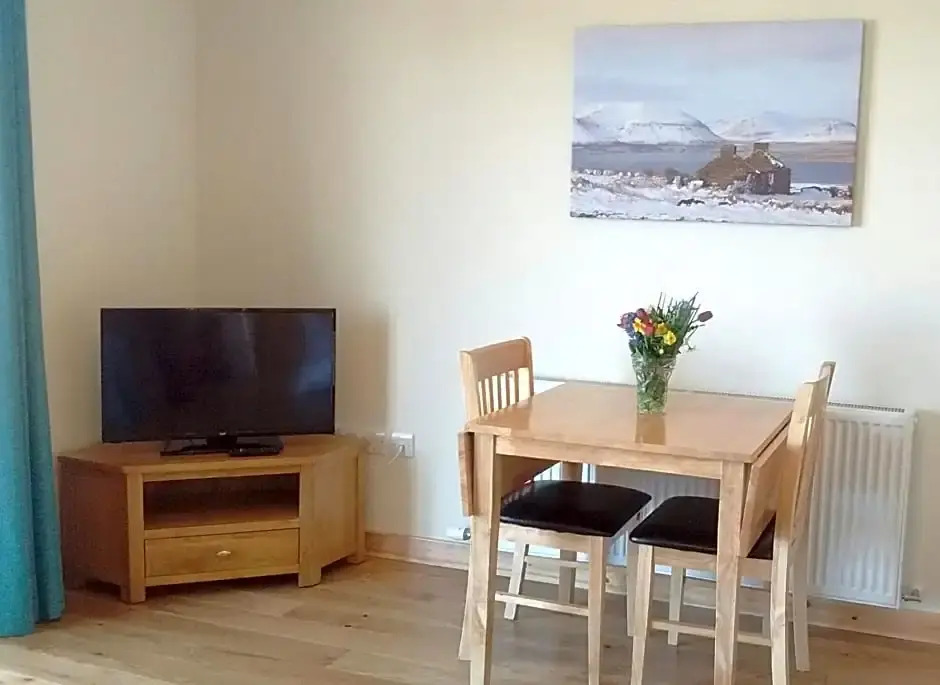 Fara self-contained 2 room B&B suite