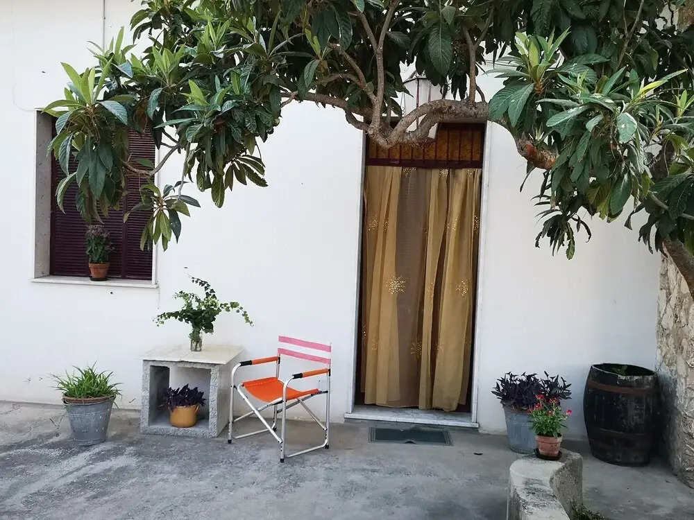 Tasteful Holiday Home in Comiso With Garden