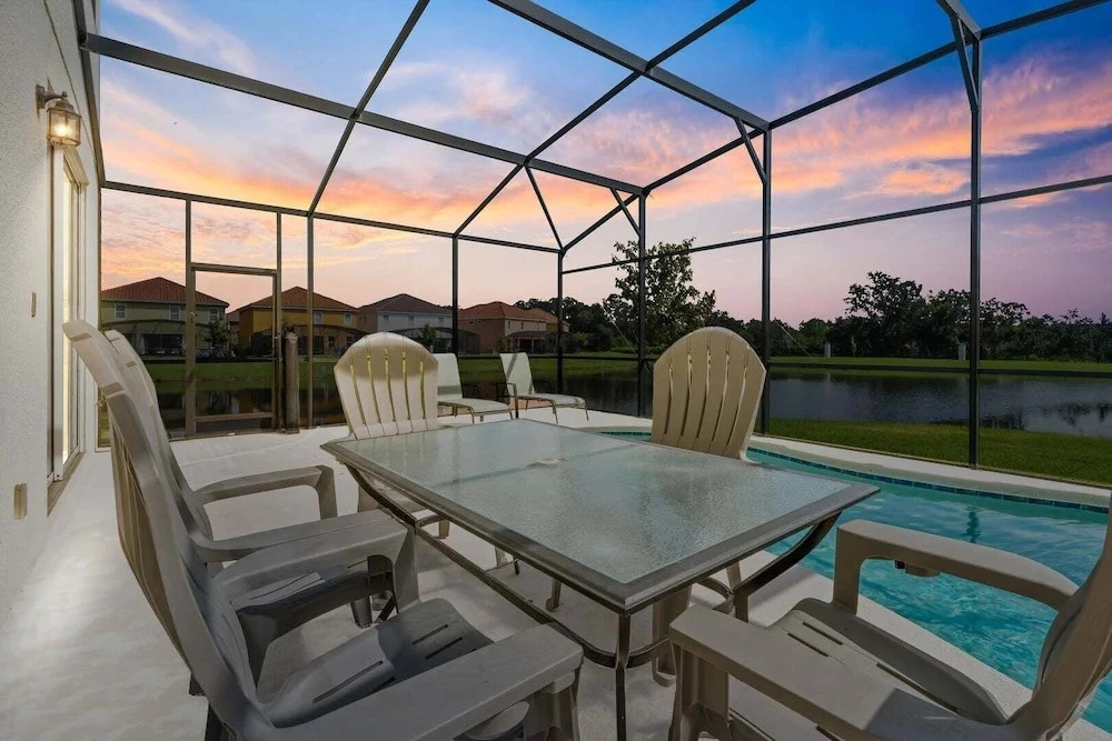 Lakeview Home Sleeps 25