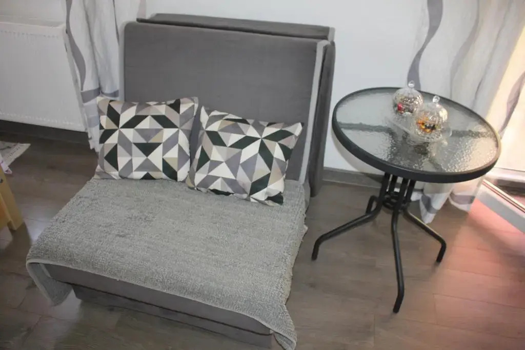 Studio Apartments Adian