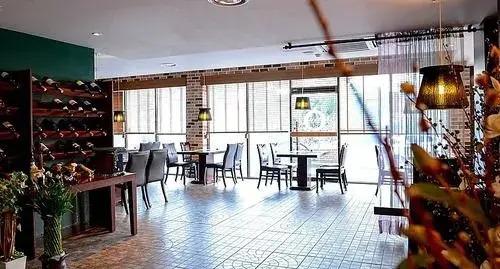 Olympia Hotel
