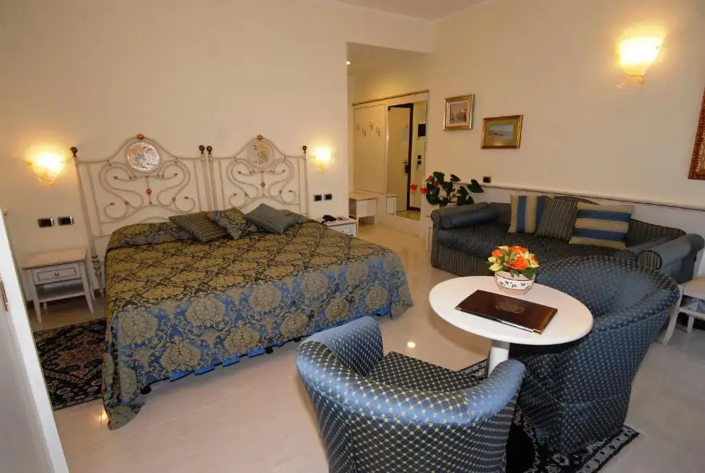 Hotel Porto Roca