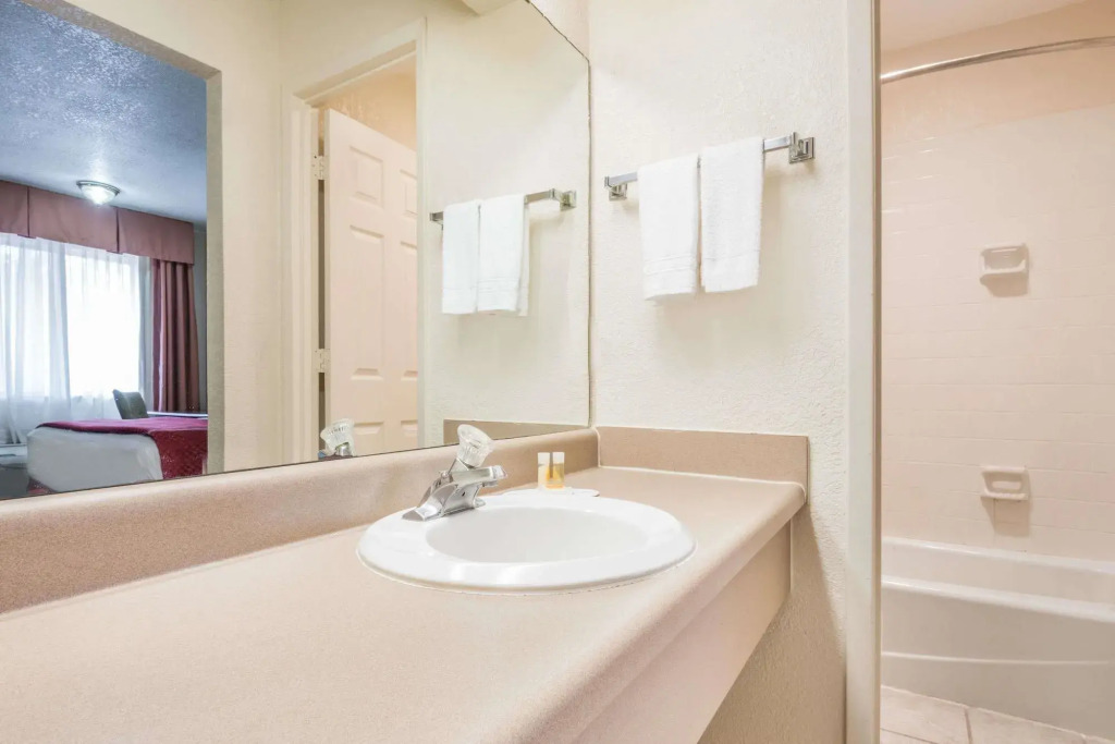 Days Inn Ottawa