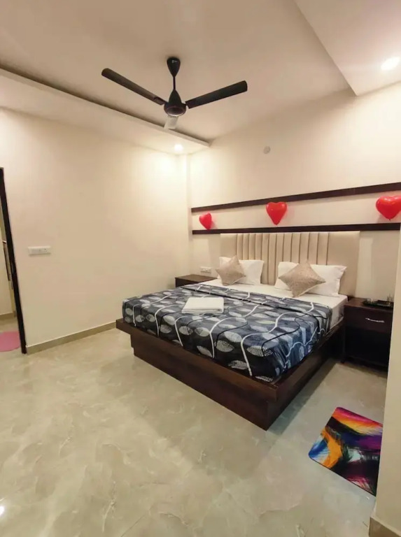 Hotel Crown Plaza