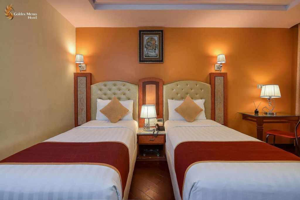 Golden Metro Hotel