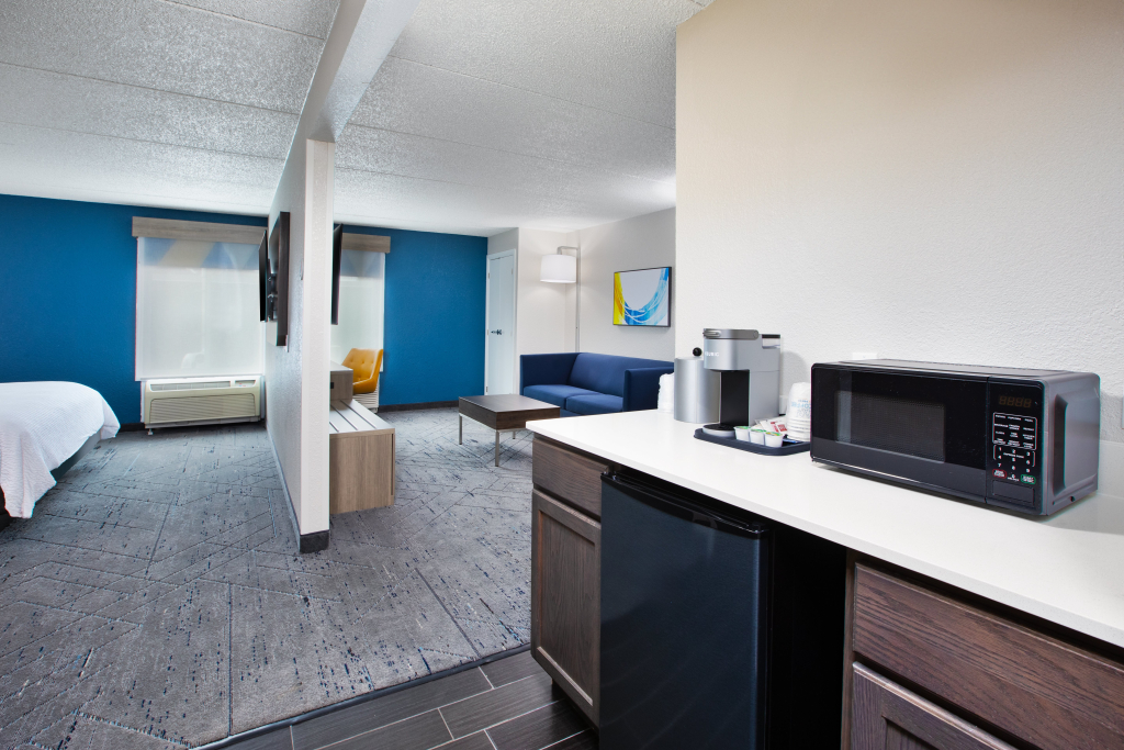 Holiday Inn Express & Suites Eden Prairie - Minneapolis by IHG