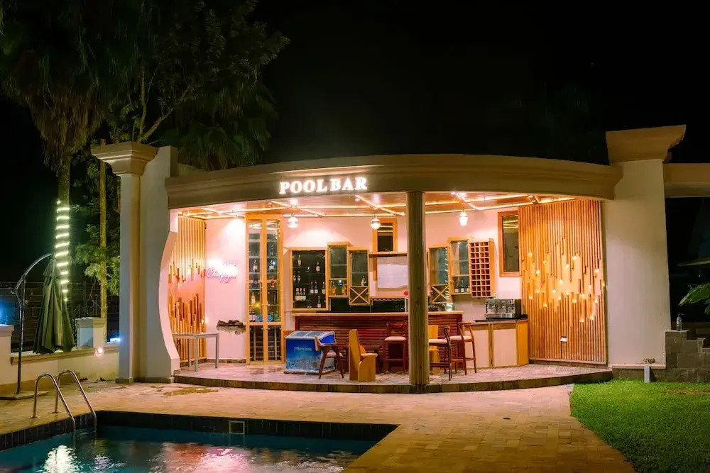 Grik Hotel - Entebbe