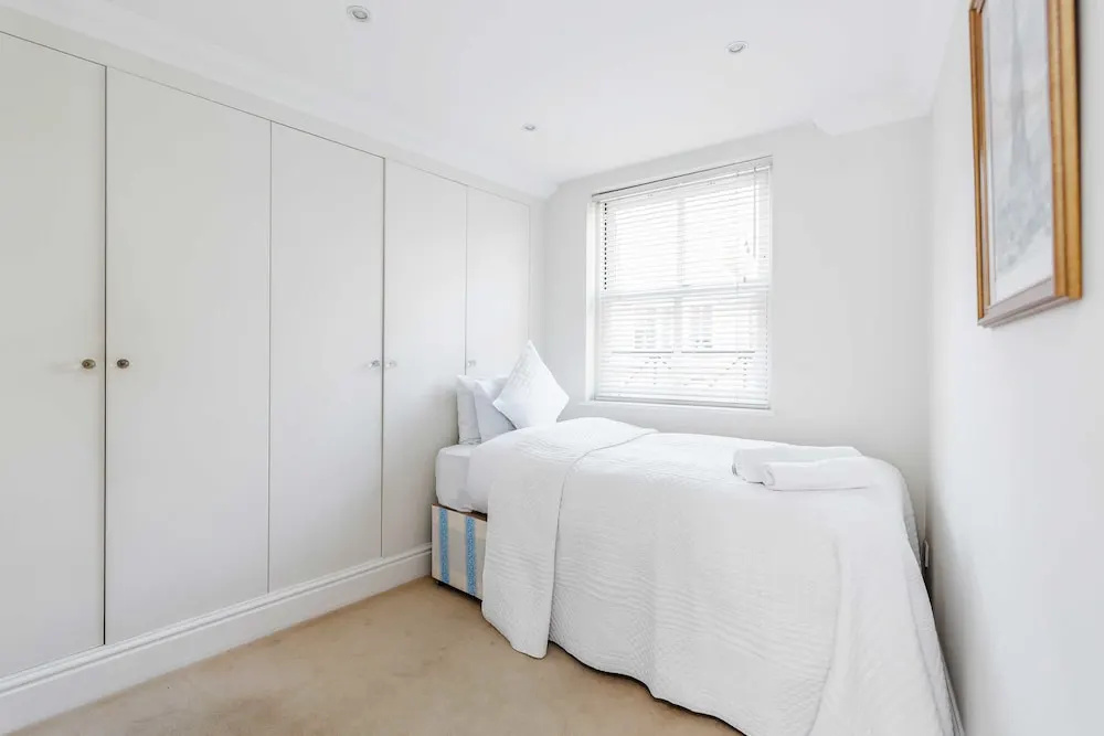 Beautiful House in Heart of Kensington