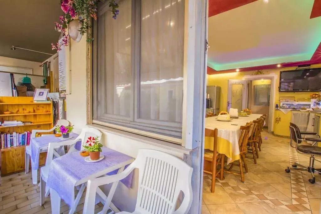 Elisart Guest House