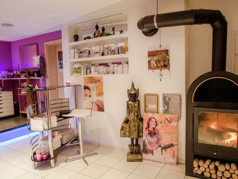 Bright Apartment With Balcony Outside the City Centre of Regensburg