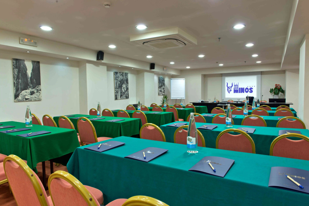 Minos Hotel