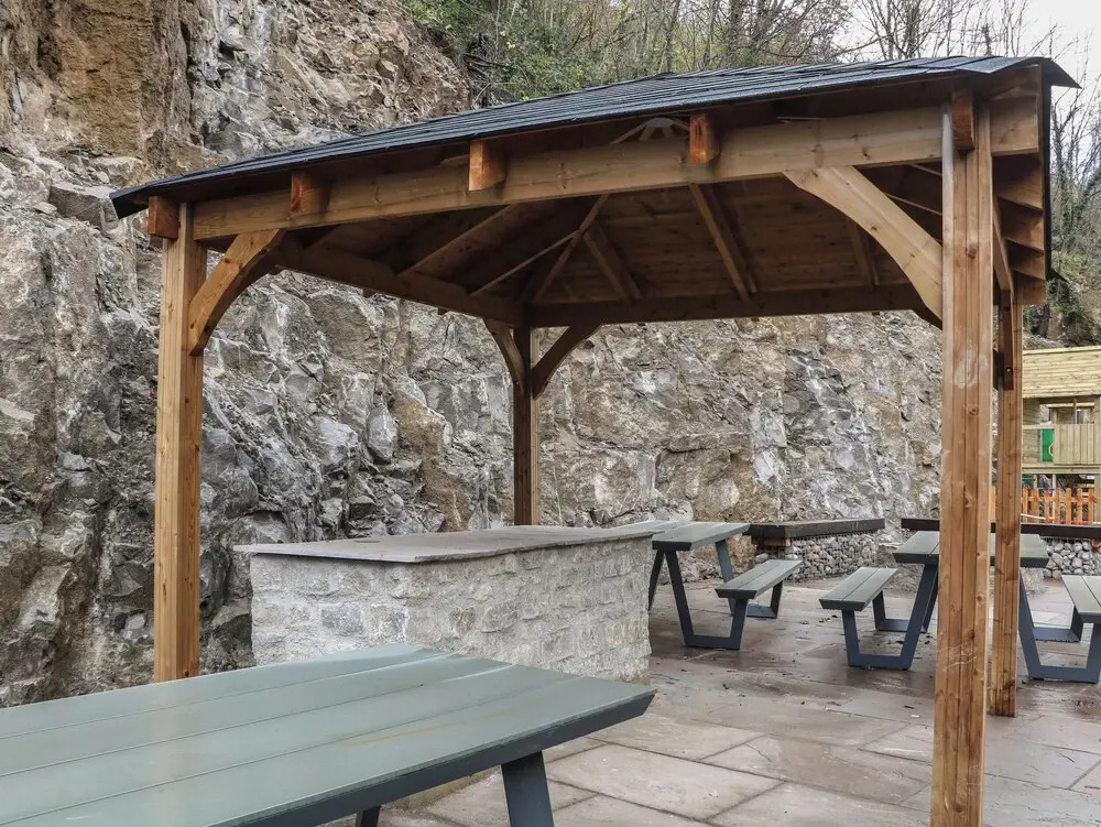 2 Rock Mill Holiday Apartments