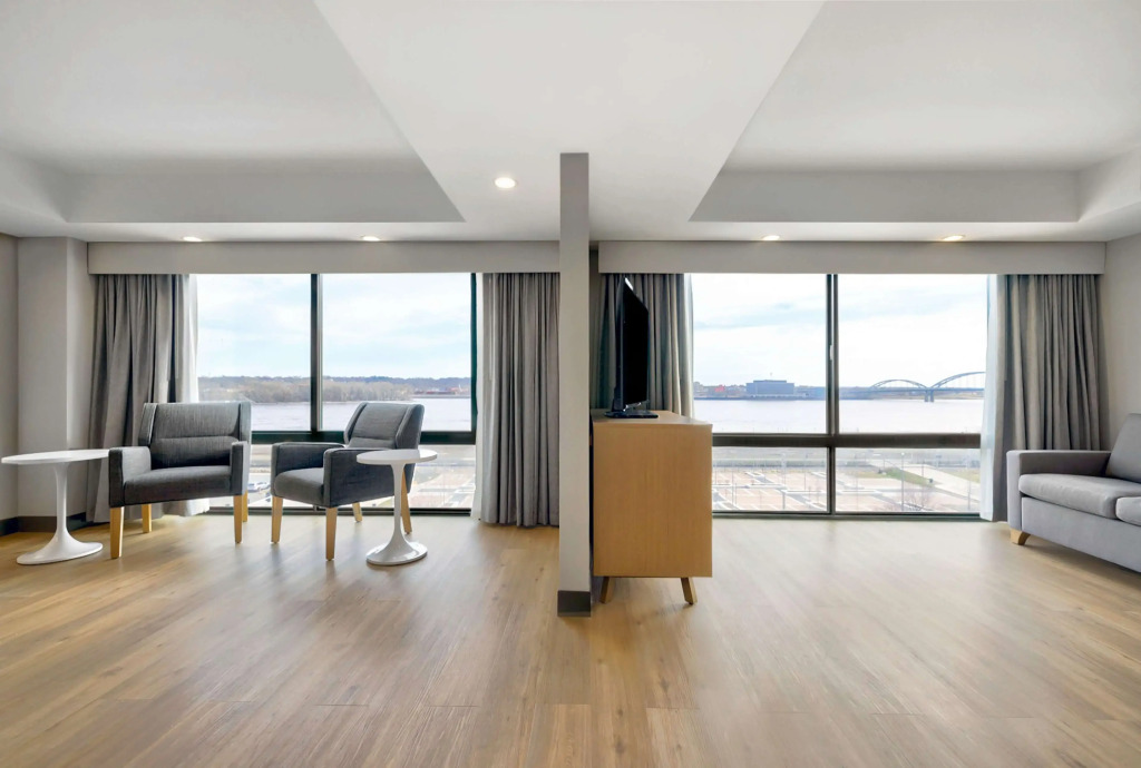 DoubleTree by Hilton Davenport
