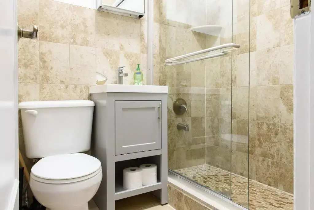 1571-2s Prime Upper East 2BR Best Value