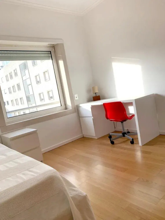 Apartment with 3 Bedrooms in Lisboa, with Wonderful City View, Balcony And Wifi - 20 Km From the Beach