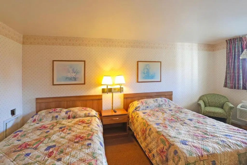 Hotel O Relax Inn Lewisburg near I-64