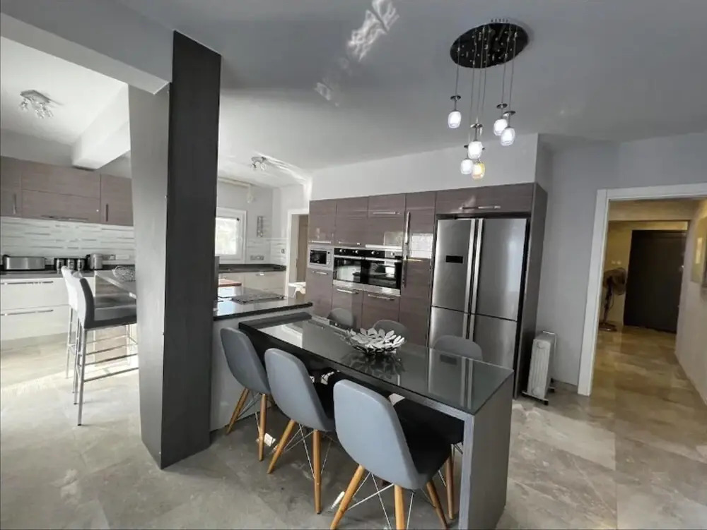 Sema Villa in Kyrenia, 4 Bedroom Villa, Sleeps 8