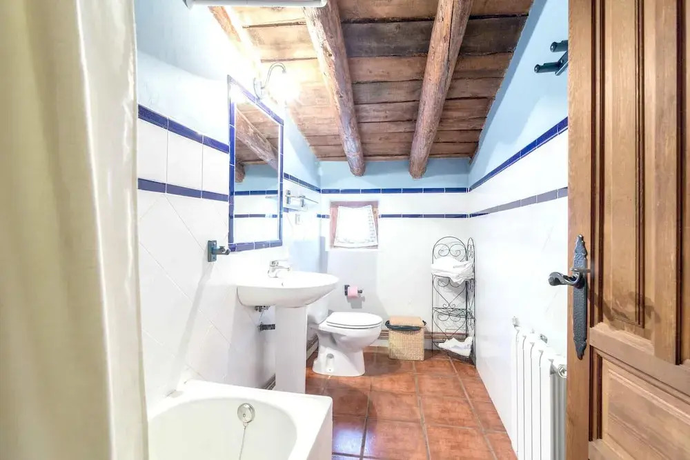 House With 4 Bedrooms in Noguericas, With Shared Pool, Furnished Terrace and Wifi