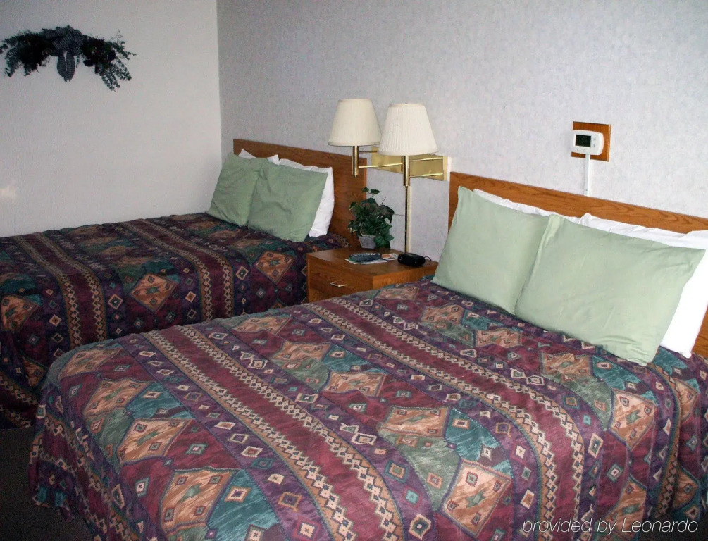 The Plaza Motel