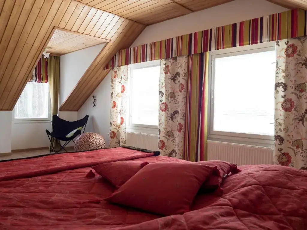 Aurora Arctic Villa By BookLapland