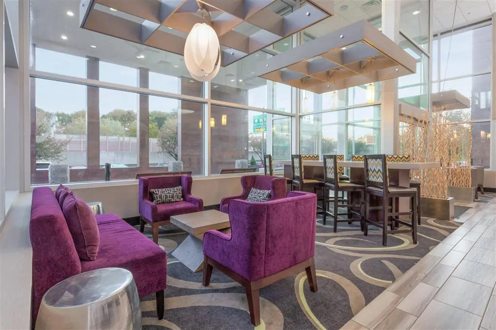 La Quinta Inn & Suites by Wyndham Clifton Park Saratoga Area 1749 Route 9