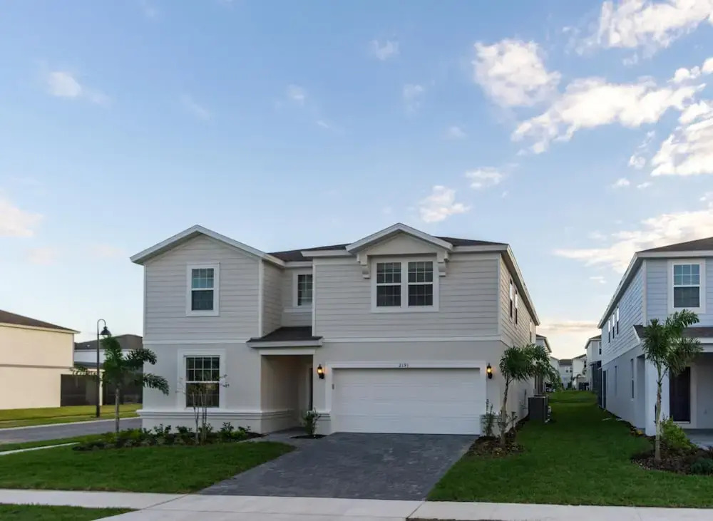 2191 LC - Windsor Island - NEW 10 Bed Villa Heated Private Pool