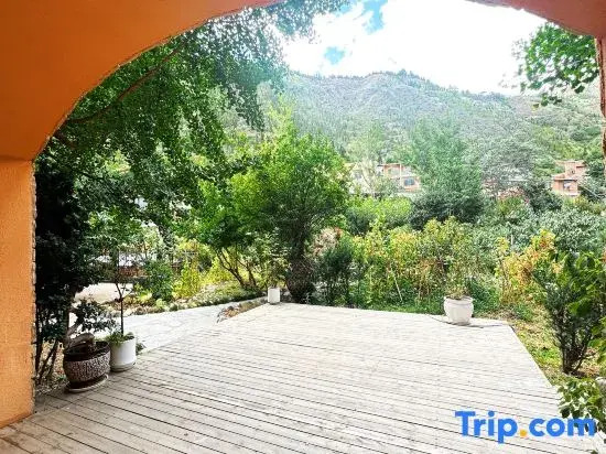 Taiji B&B Hotel