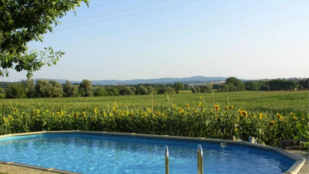 Casalunga Beautiful Farmhouse With Swimming Pool and Garden-casalunga