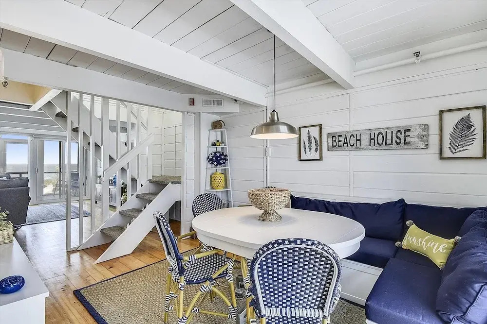 Atlantic Watergate 16 by Long & Foster