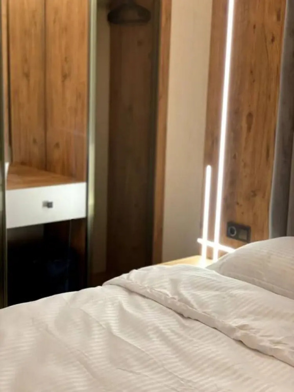 1bedroom Apartment With Terrace Near Mail of Istanbul