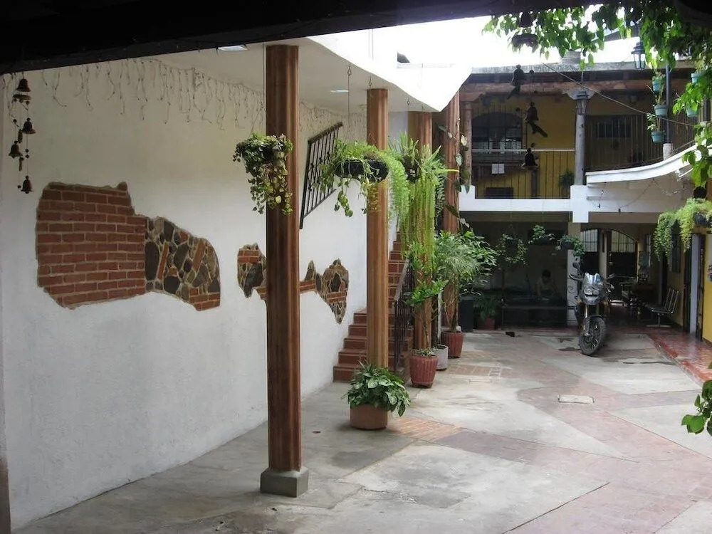 Hotel Calle Ancha