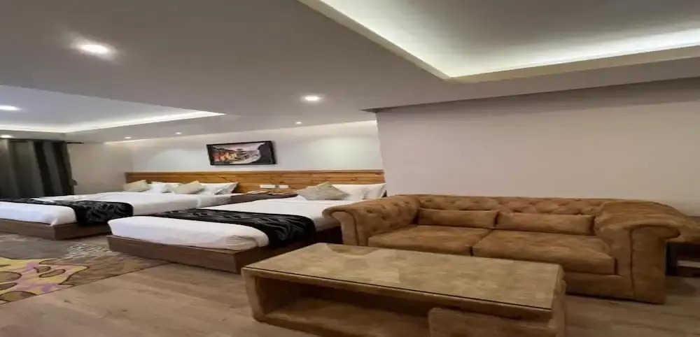 Hotel Kesu Home