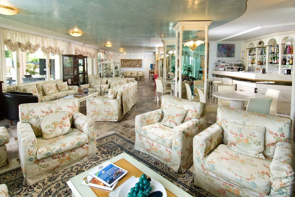 Hotel Des Nations