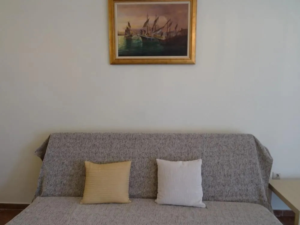 Modern Traditional Central Apartment