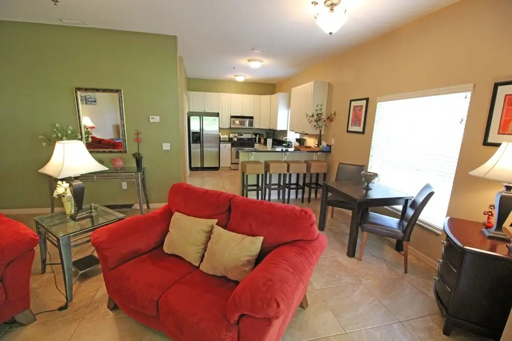 Luxurious 2 Bedroom03 - Close To Wedding Venue Apts by RedAwning